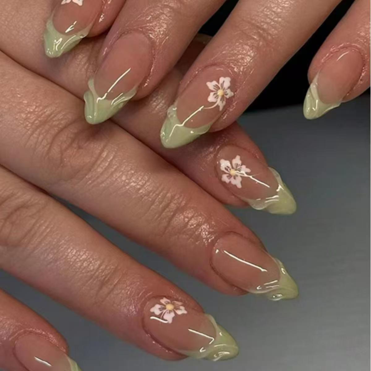 24pcs Simple Green French Fake - Nail Art Press On 评论和价格